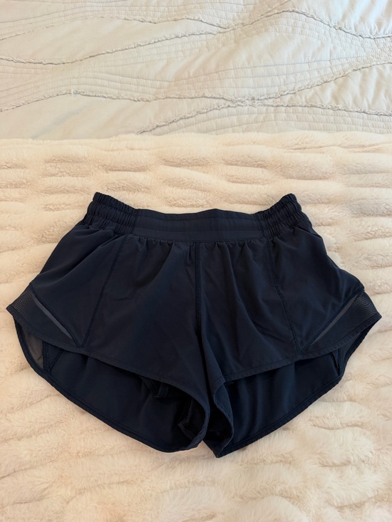 lululemon athletica Pants - Lululemon Hotty Hot Low-Rise Lined Short 2.5”